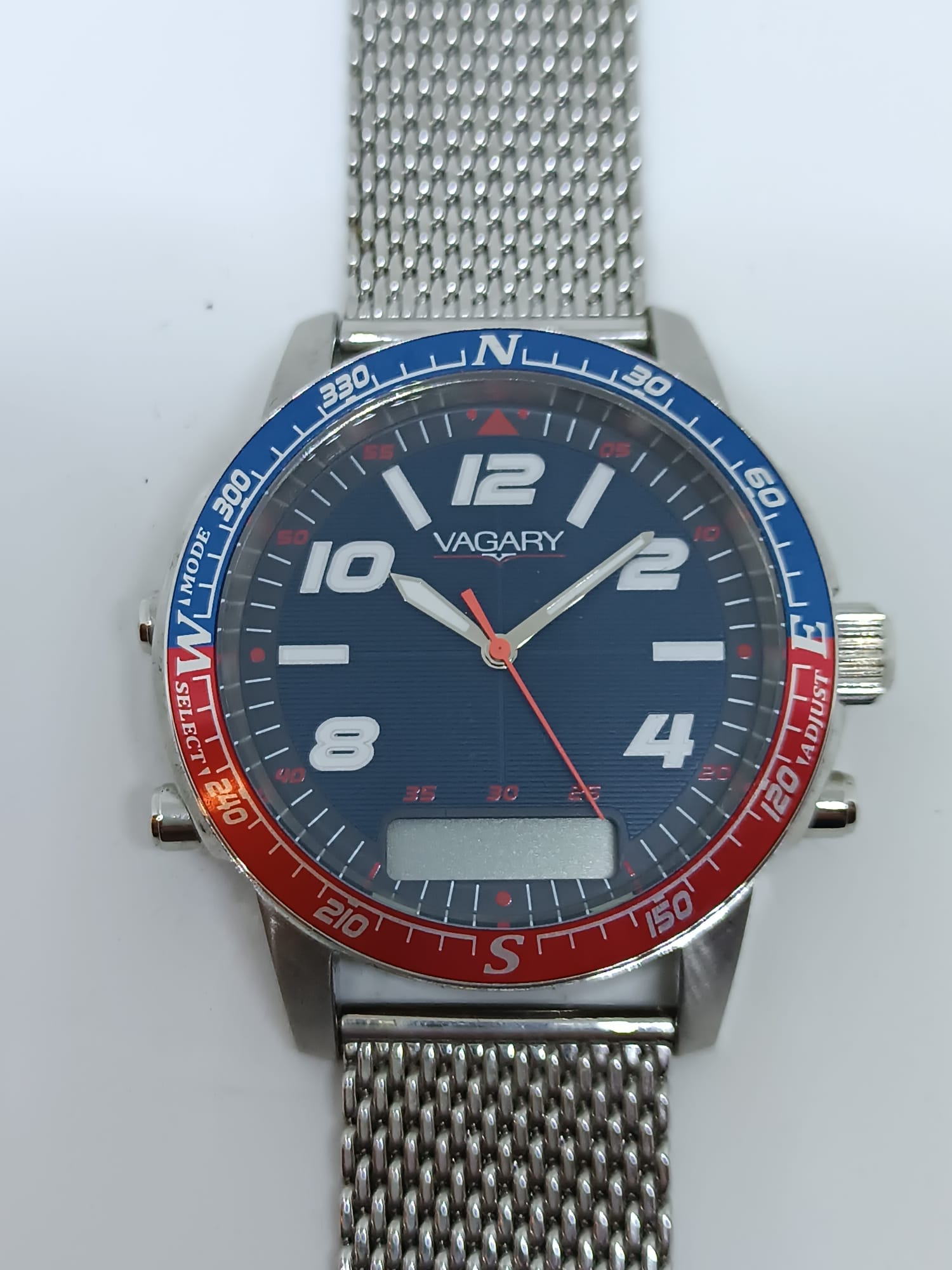 OROLOGIO VAGARY by CITIZEN