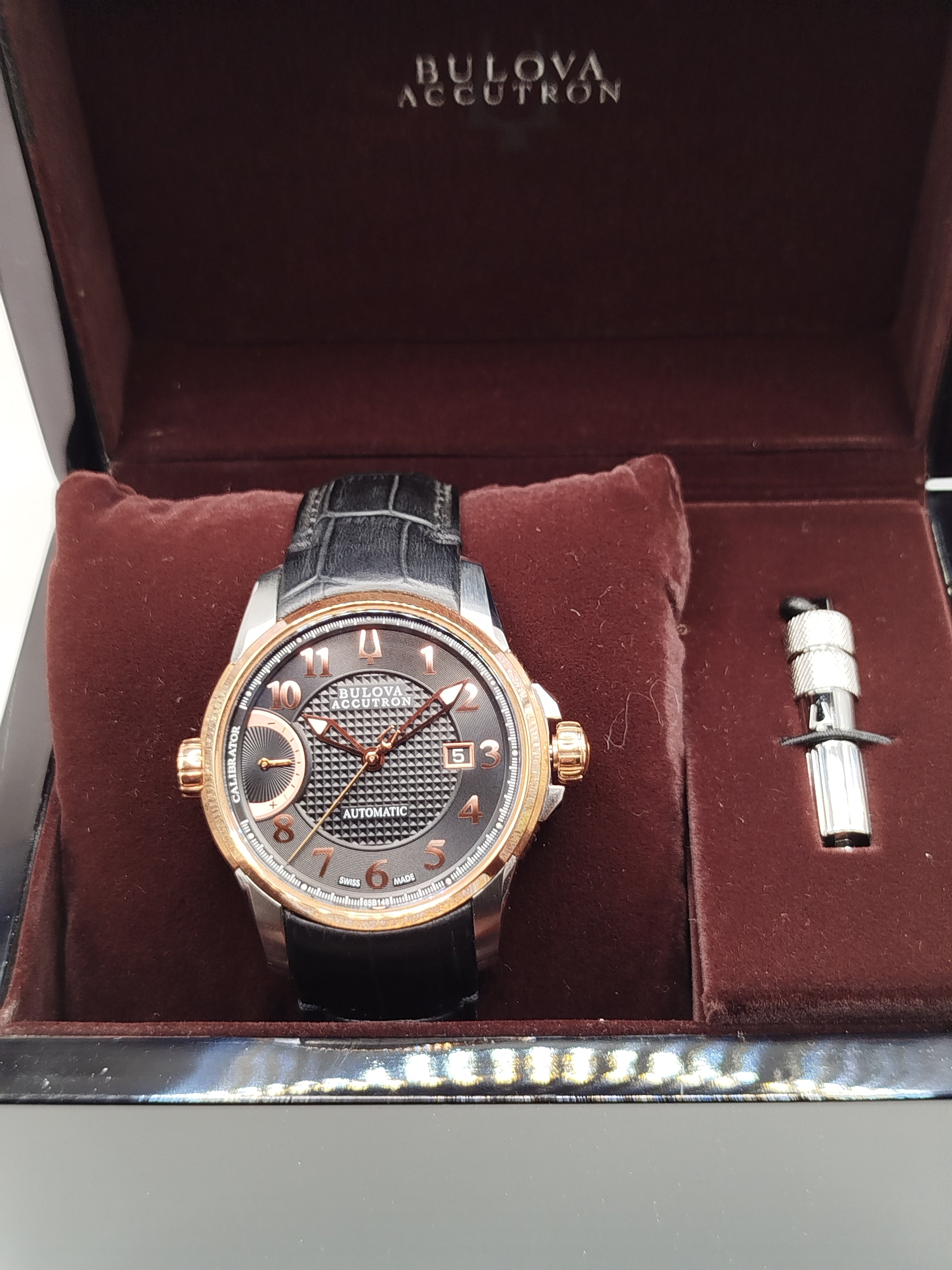 BULOVA serie ACCUTRON